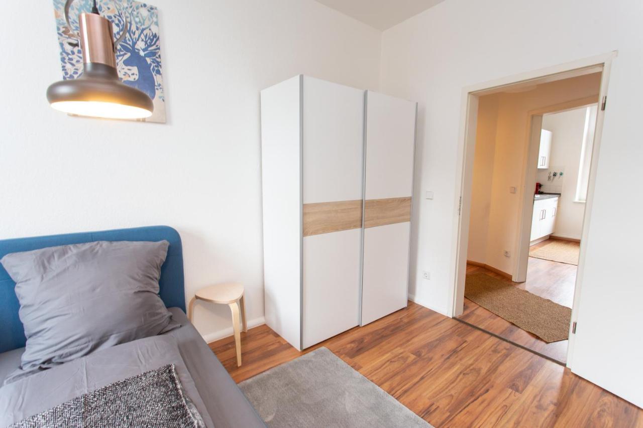 Full House Studios - Ls69 Apartments Halle  ภายนอก รูปภาพ
