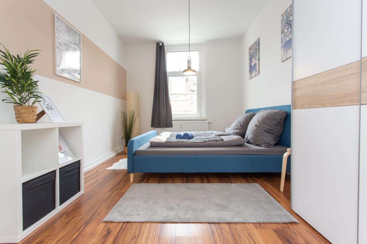 Full House Studios - Ls69 Apartments Halle  ภายนอก รูปภาพ