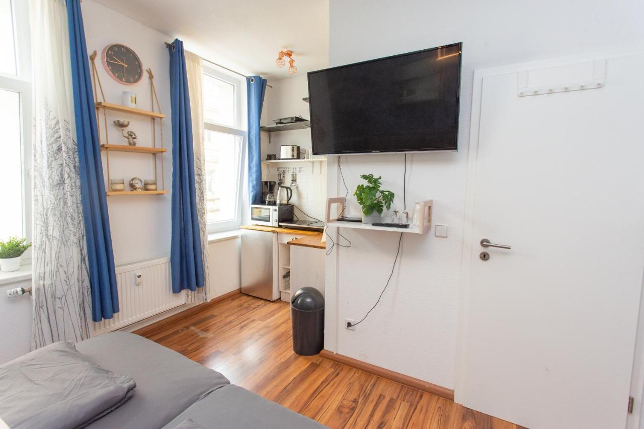 Full House Studios - Ls69 Apartments Halle  ภายนอก รูปภาพ