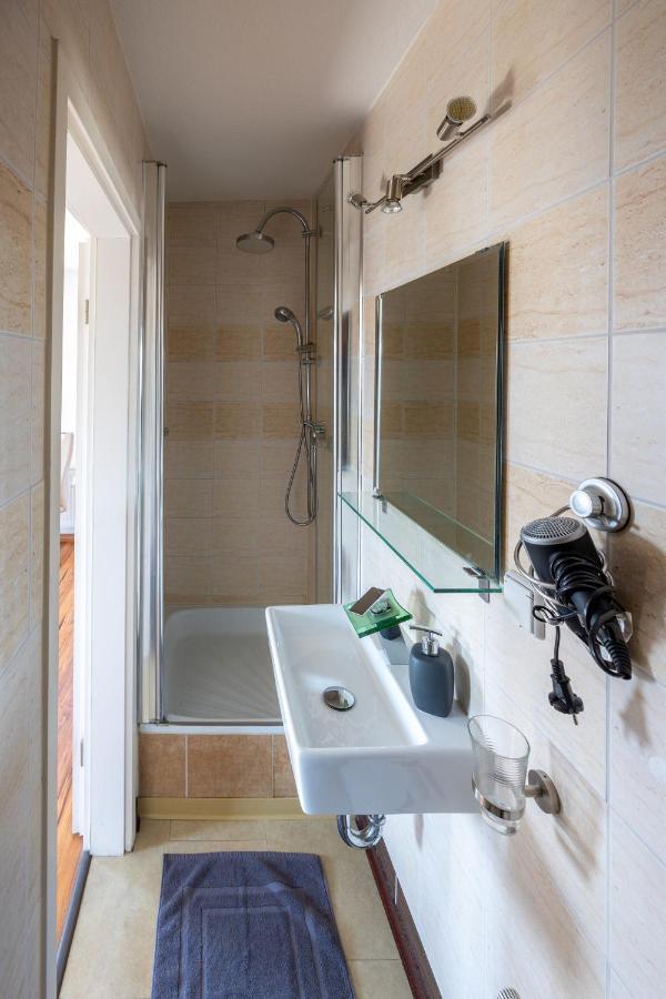 Full House Studios - Ls69 Apartments Halle  ภายนอก รูปภาพ